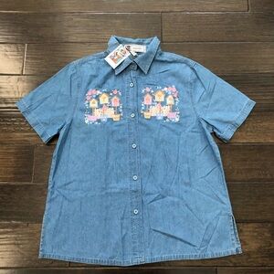 PASSION-I Denim Shirt Womens L Embroidered Birdhouse Floral Pink Short Sleeve